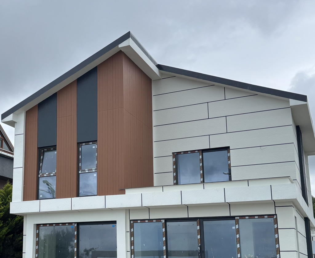 Yuvana Villa cephesinden bir detay